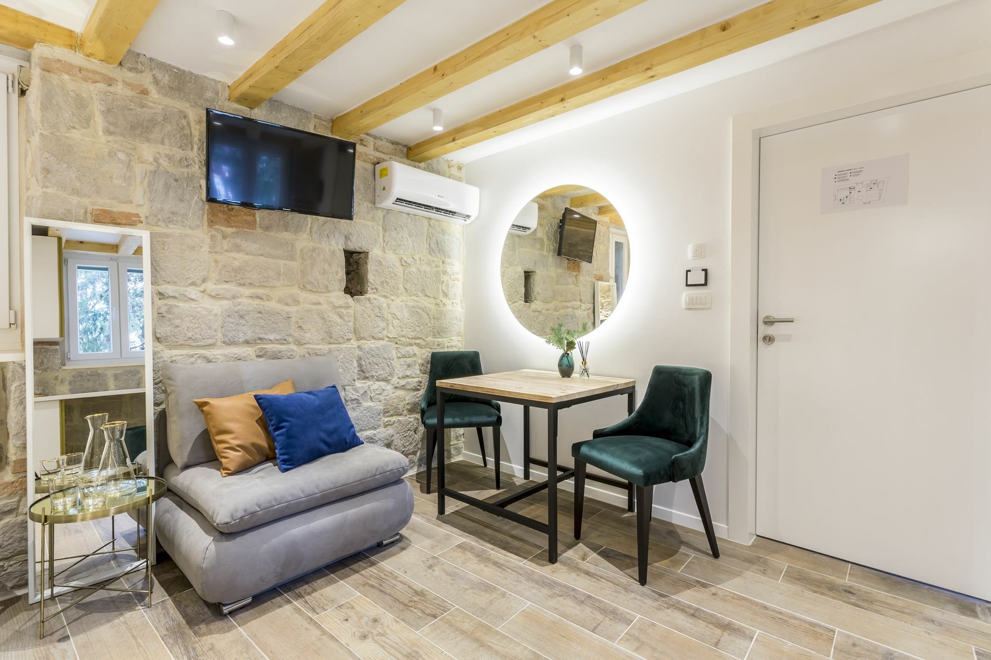 ספליט Miara Luxury Rooms מראה חיצוני תמונה